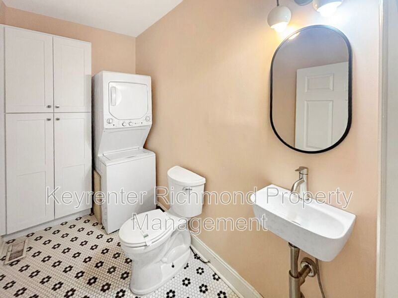 2220 E Marshall St - Photo 7 of 14