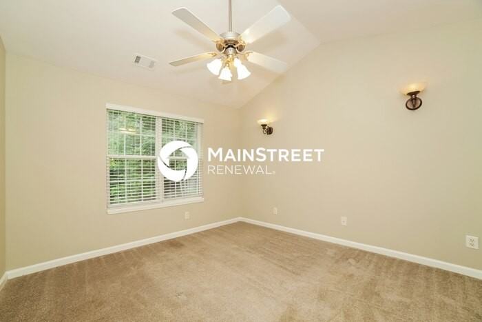 3848 Valley Creek Dr - Photo 5 of 17