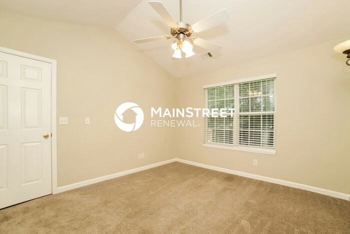 3848 Valley Creek Dr - Photo 6 of 17