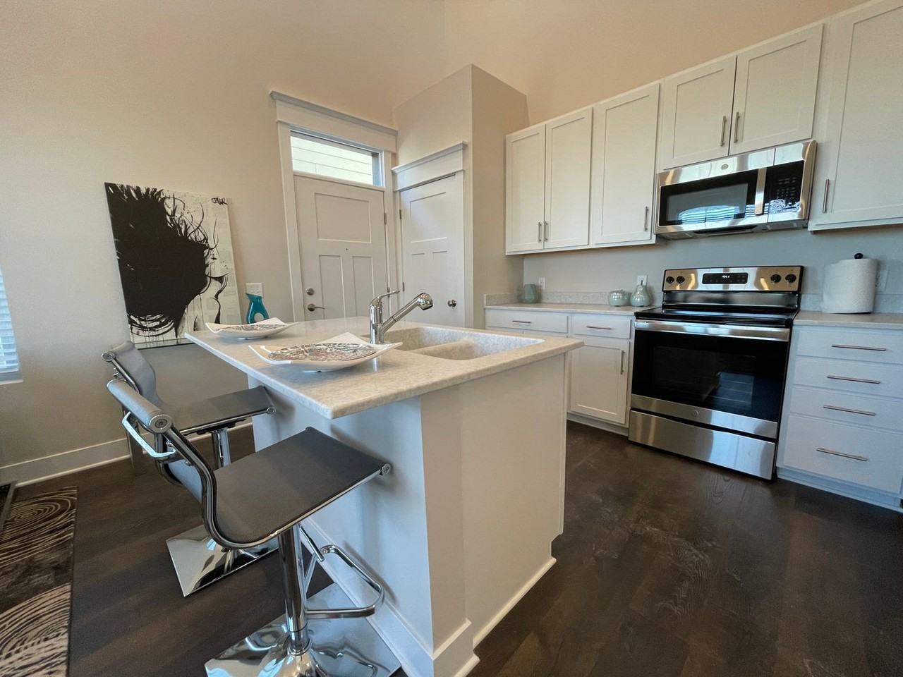 7630 Park Dr - Photo 6 of 20