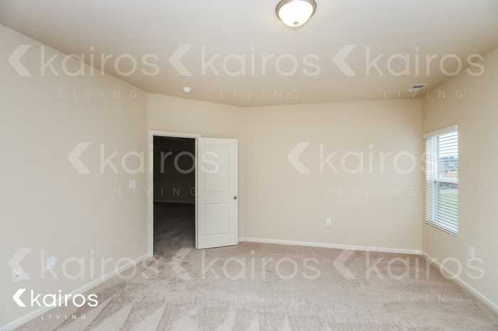 10757 Bent Brook Dr - Photo 7 of 16