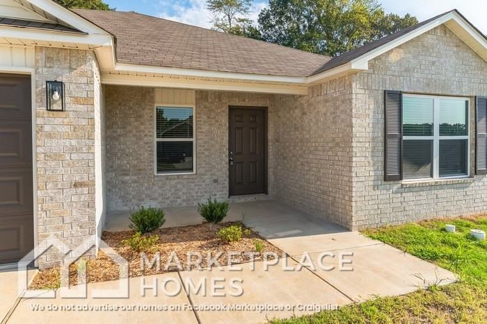 27 Erwin Dr - Photo 4 of 31