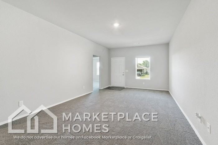 27 Erwin Dr - Photo 5 of 31