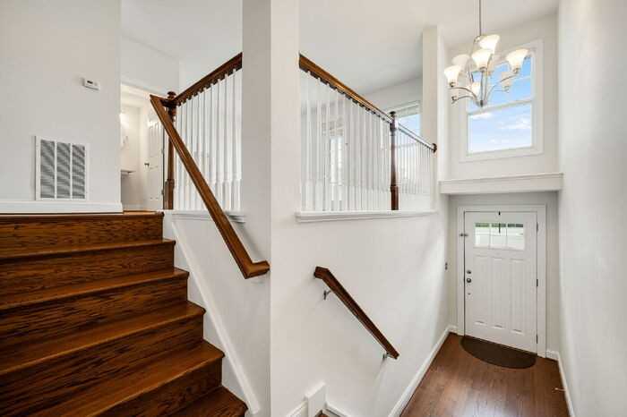 5413 Hickory Ann Dr - Photo 4 of 38