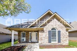 featured image of 4107 Forest Lakes Rd