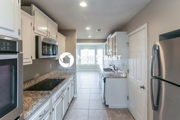 6659 Ross Manor Dr - Photo 7 of 16
