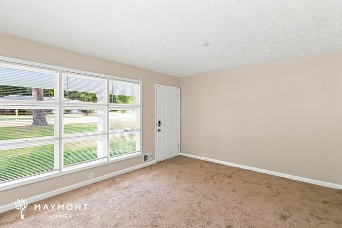 310 Sunset Dr - Photo 6 of 13