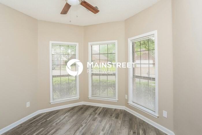 5299 Shady Ridge Dr - Photo 5 of 16