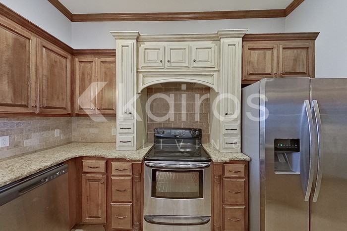 11728 Sw 18th St - Photo 6 of 21