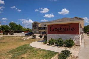 featured image of 651 E Mcgregor Dr #102