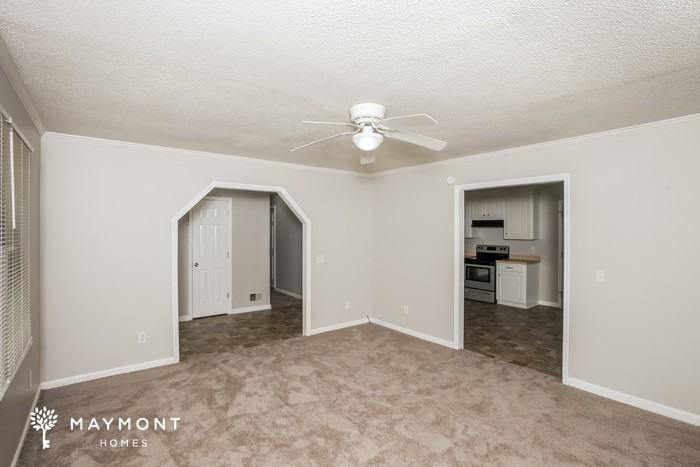 6924 Longbrook Rd - Photo 5 of 12