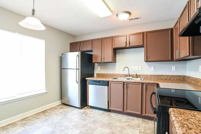 11833 Aubreywood Dr - Photo 4 of 13