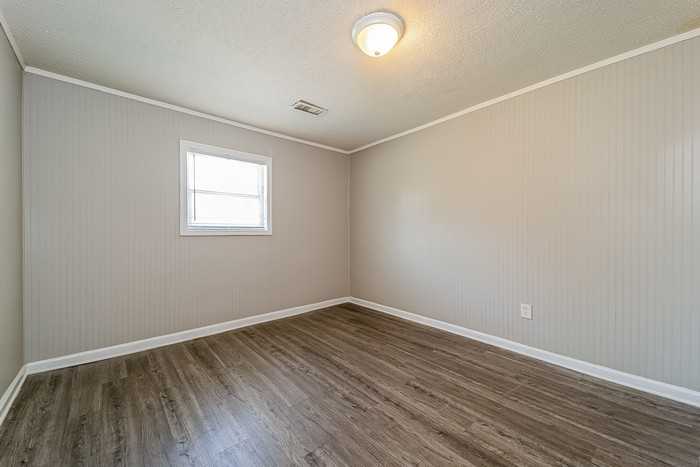 4426 Hardwood St - Photo 7 of 10