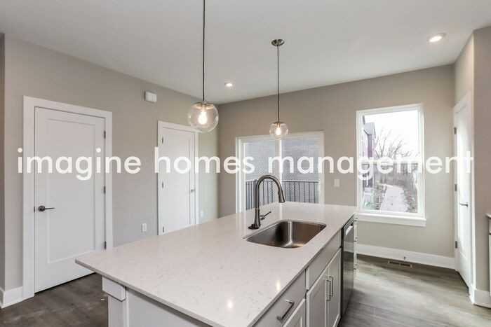 651 William Howard Taft Rd - Photo 6 of 22