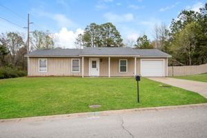 featured image of 225 Rockingham Rd
