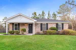 featured image of 2819 Bradford Ct
