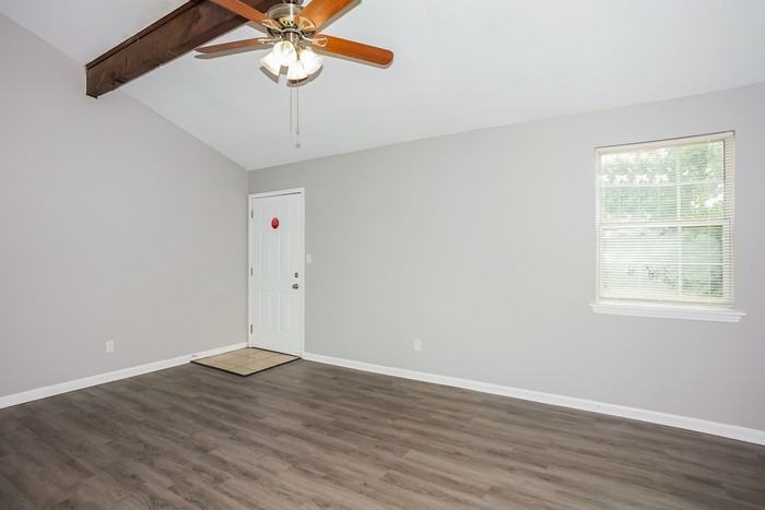 2380 Travis Pines Dr - Photo 5 of 12