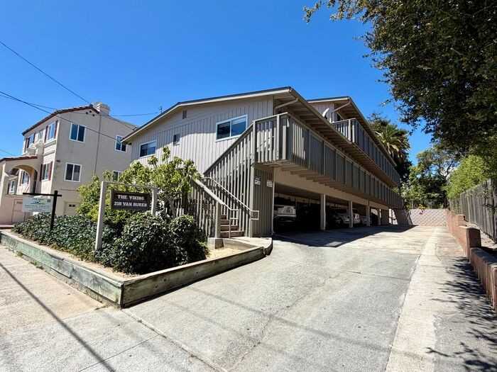 218 Van Buren St #7 - Photo 4 of 25