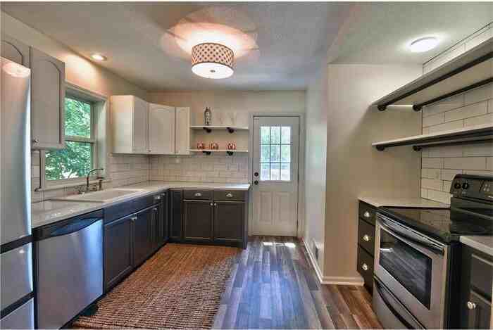 11 W 80th St - Photo 3 of 19