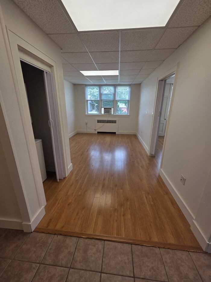 704 Poplar St #105 - Photo 2 of 7