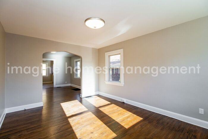 3704 Brotherton Rd - Photo 5 of 17