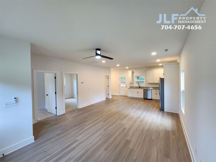 217 Carlie St - Photo 2 of 16