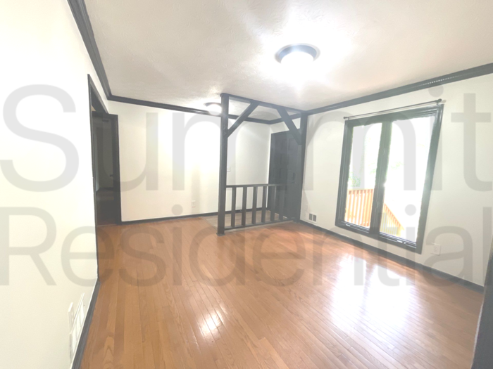 512 Raven Springs Trl - Photo 5 of 27