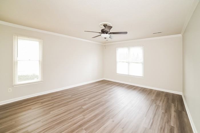 5025 Mereworth Ct - Photo 6 of 8