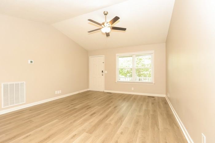 415 Country Village Dr - Photo 3 of 16