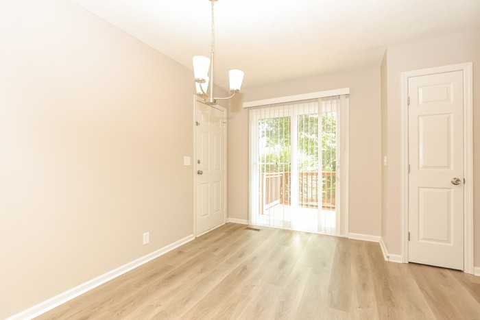 415 Country Village Dr - Photo 4 of 16