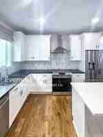 featured image of 2116 Courtney Ave
