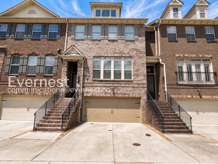 2140 Coventry Dr - Photo 2 of 33