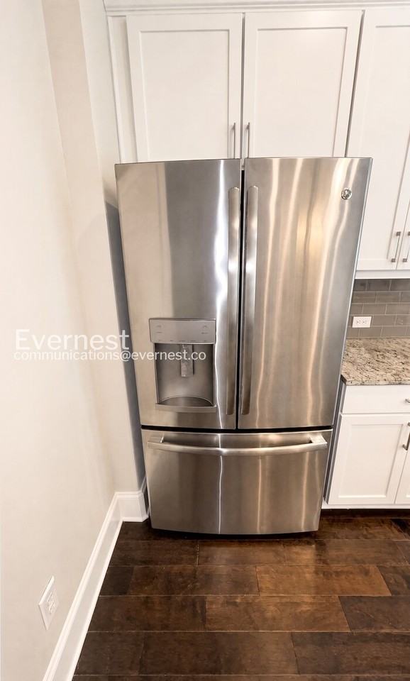 2140 Coventry Dr - Photo 6 of 33