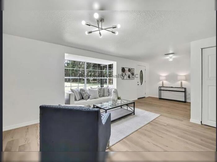 Cedar Lodge Ln - Photo 4 of 10