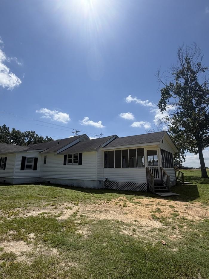 2161 North Carolina 55 - Photo 2 of 15