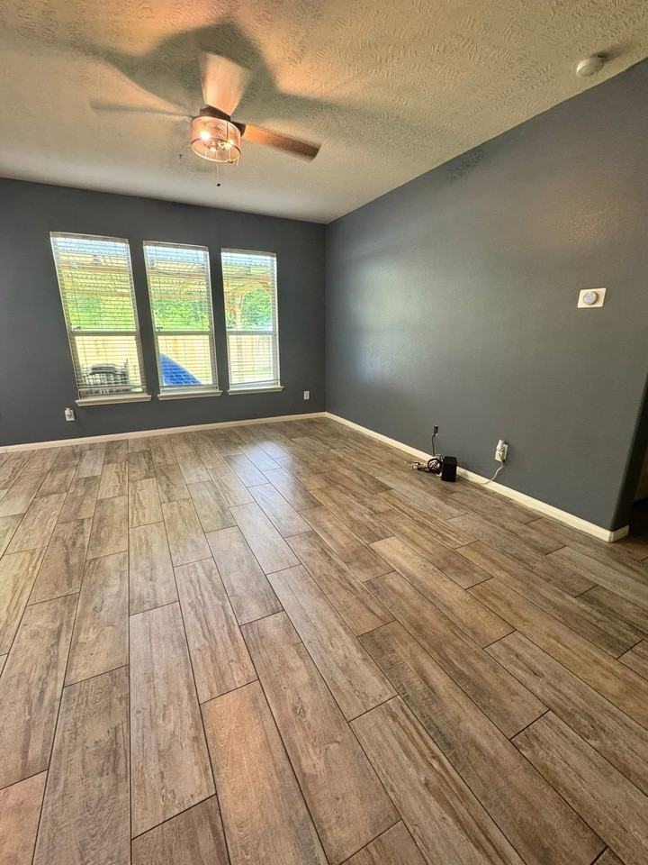 4019 Strawberry Ct #NA - Photo 6 of 13
