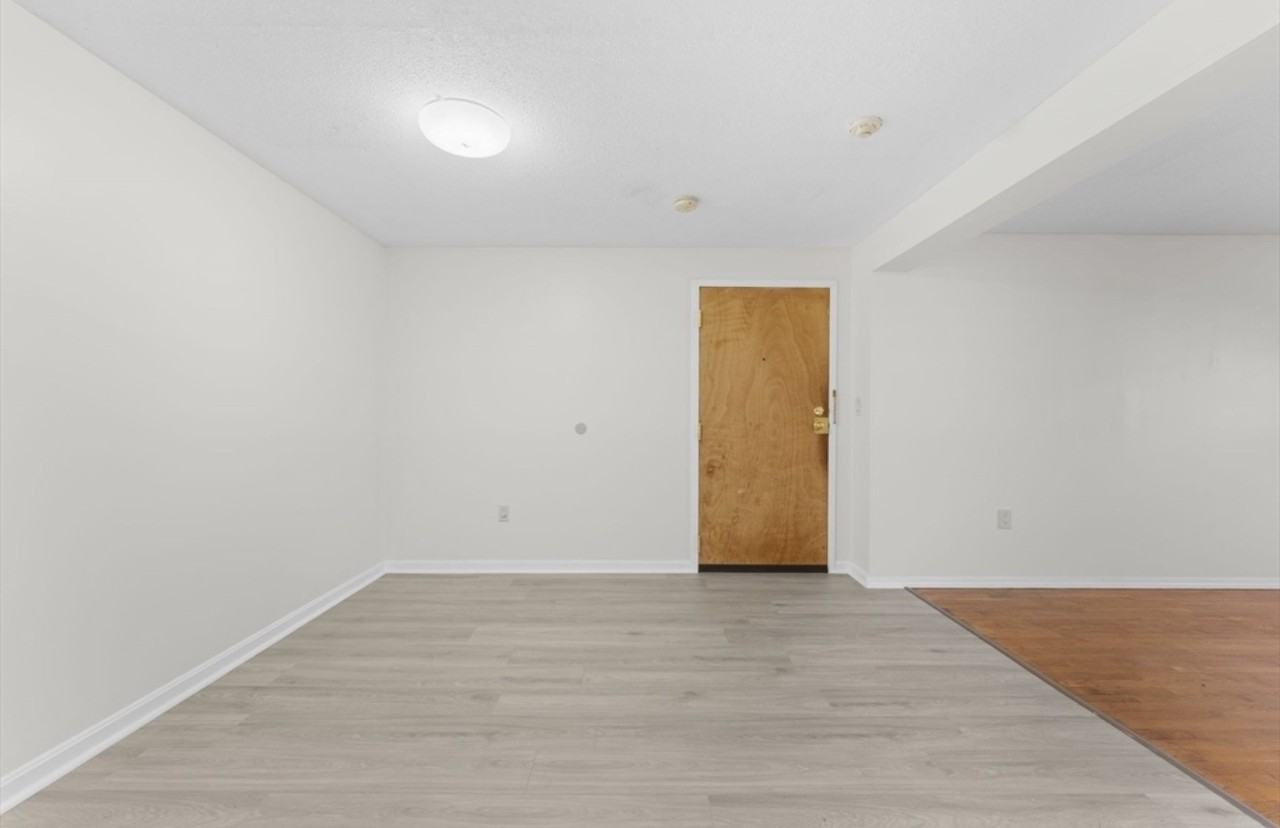 35 Eagle Ave - Photo 2 of 10