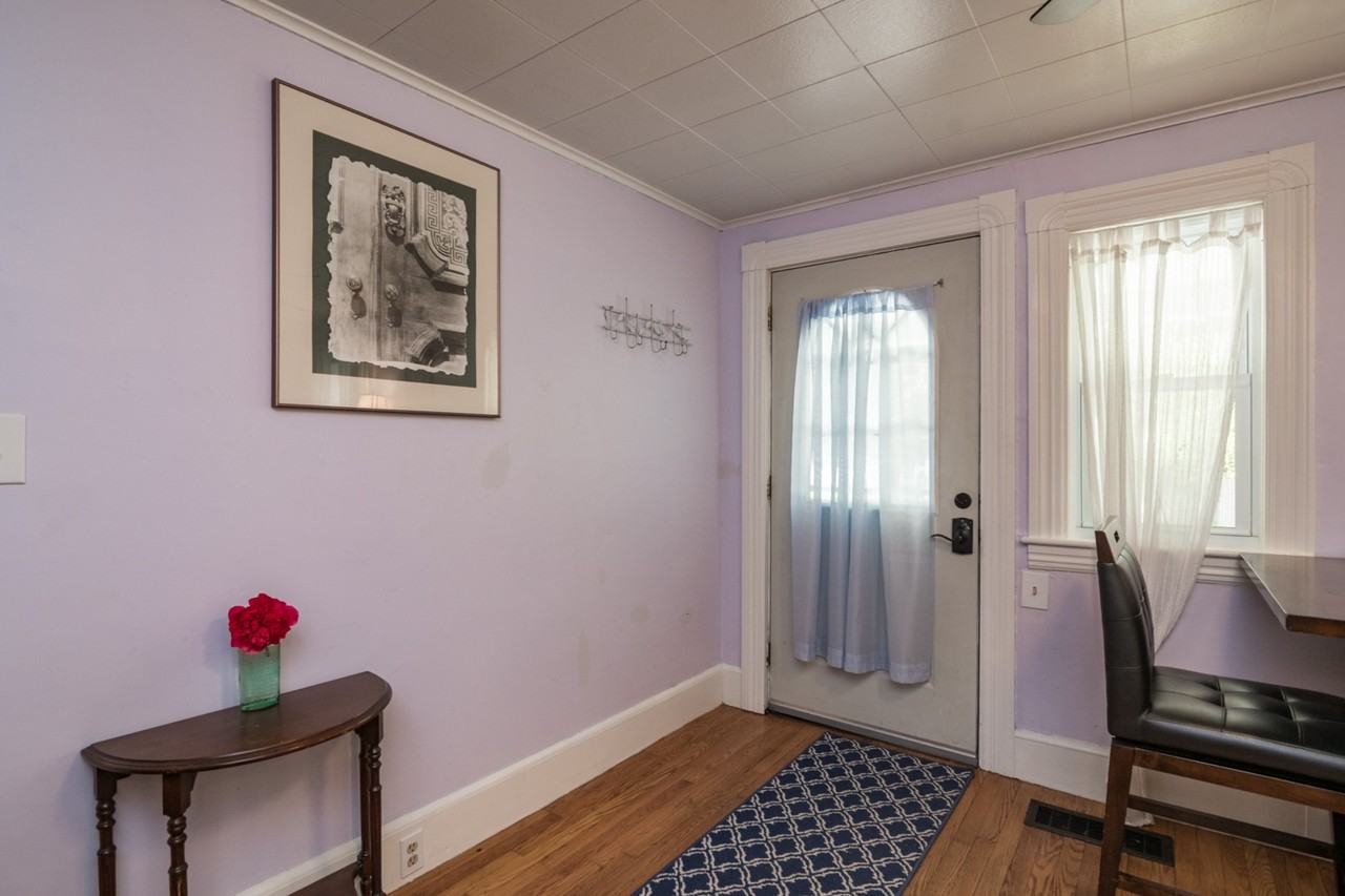 5 Greenwood Ct - Photo 6 of 37