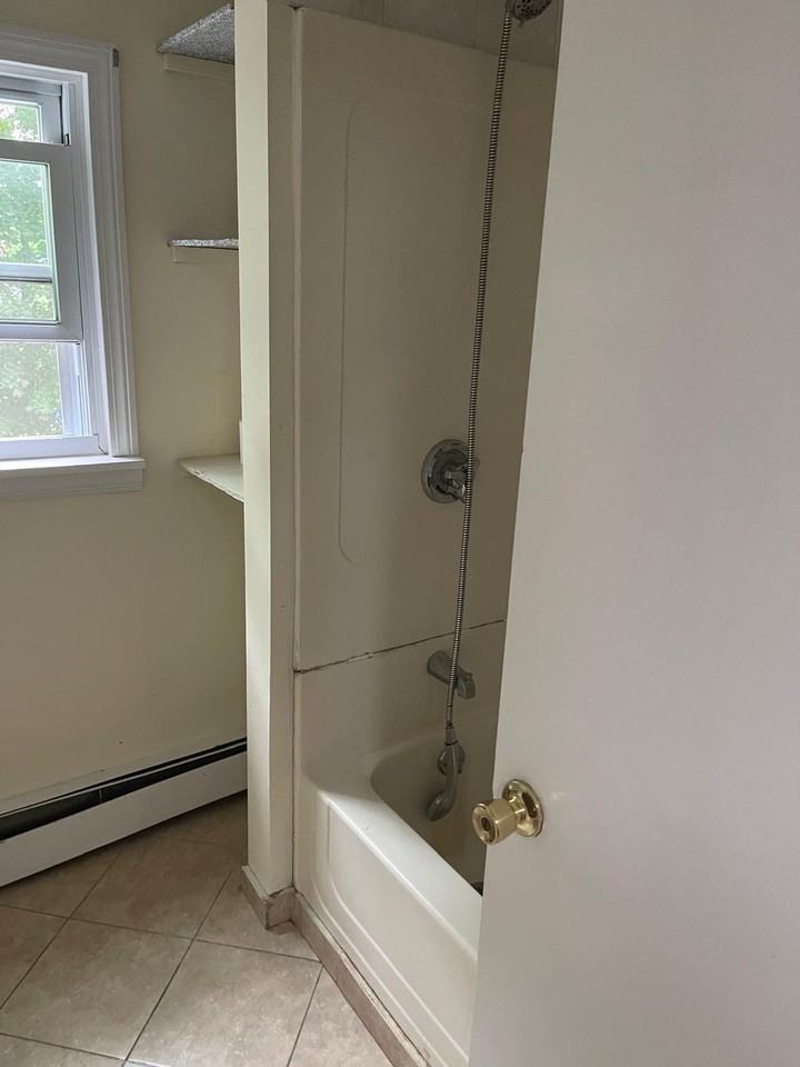 92 Fisher St #3 - Photo 4 of 13