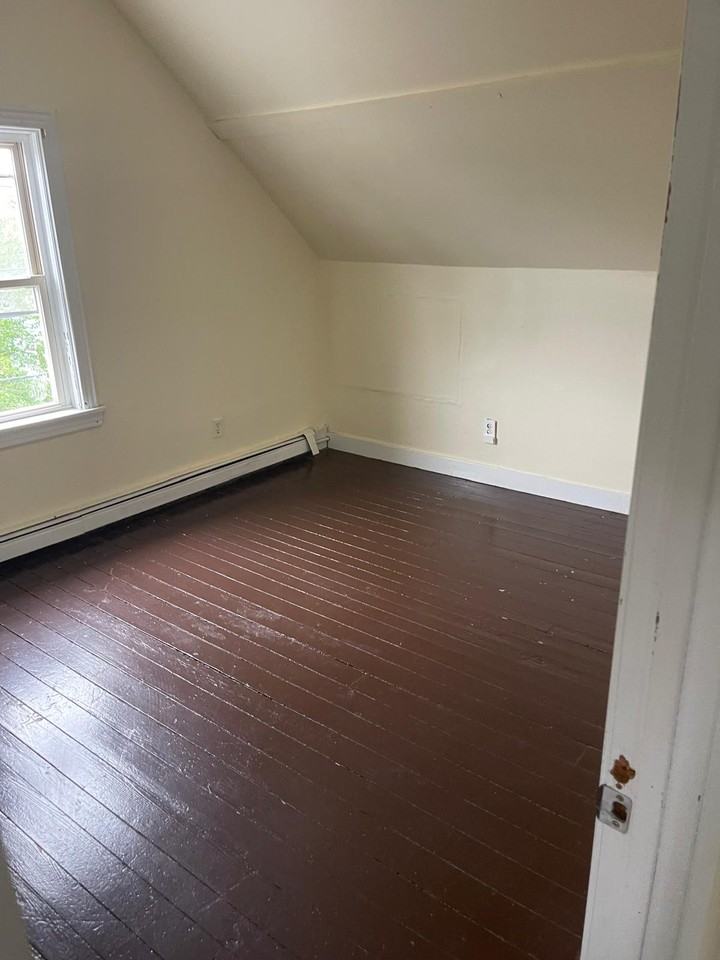 92 Fisher St #3 - Photo 7 of 13