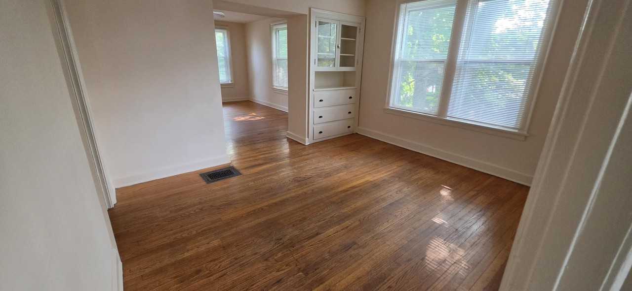 611 Mulberry Pl #3 - Photo 5 of 14