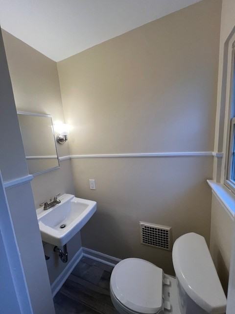 1247 Northwest Blvd #NA - Photo 2 of 9