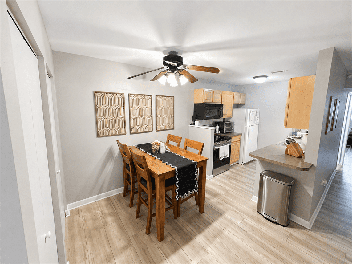 805 Delta Ave #1B - Photo 6 of 11