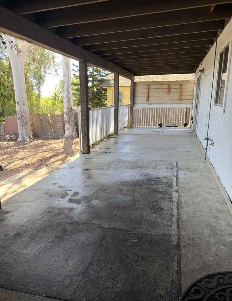 16591 E Buena Vista Ave #A - Photo 5 of 7