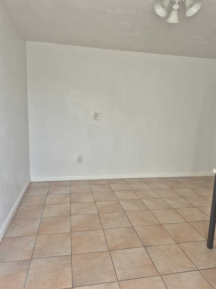 16225 Sw 107th Ct #1 - Photo 4 of 15