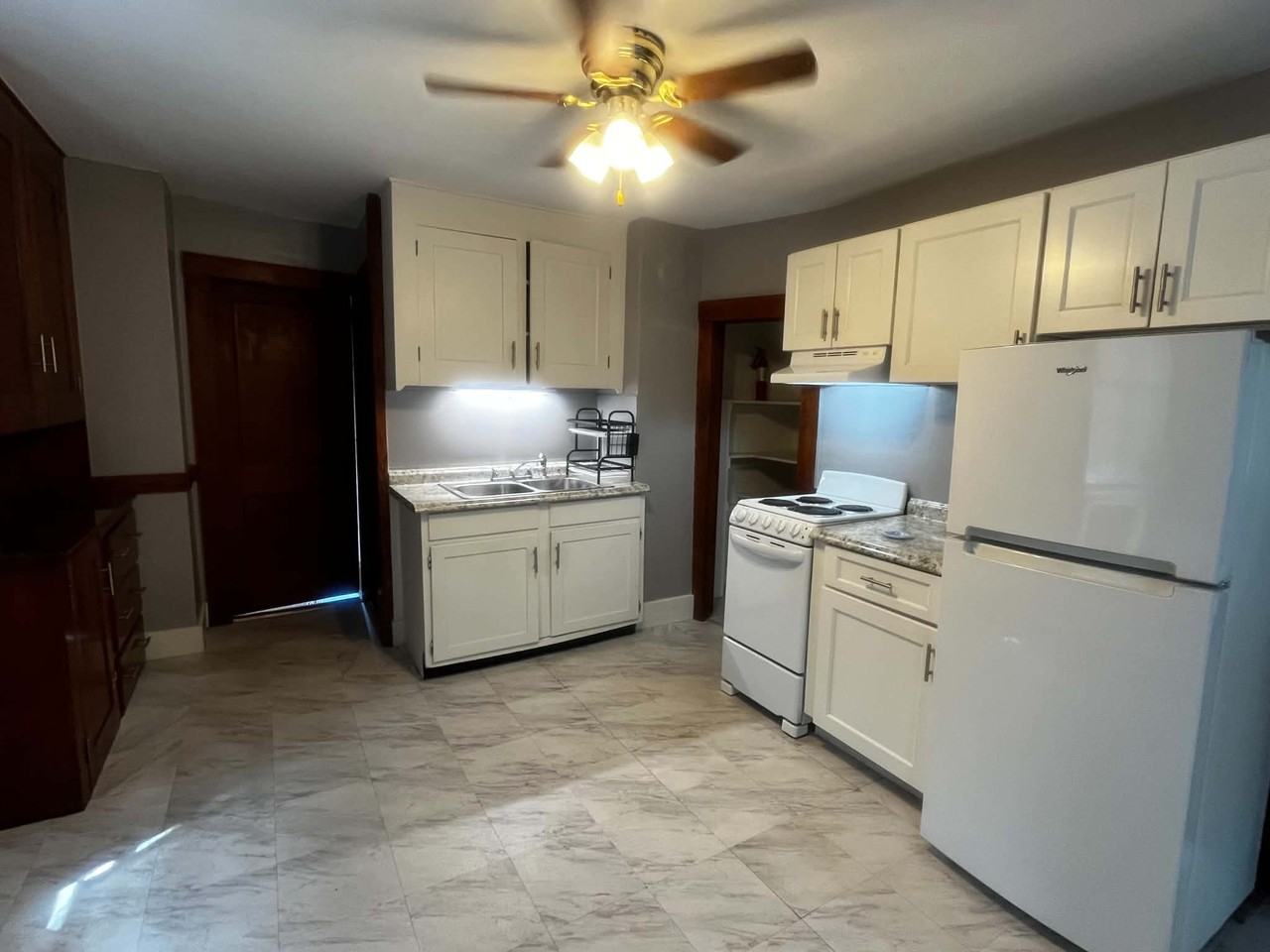 173 Island St #3 - Photo 5 of 8