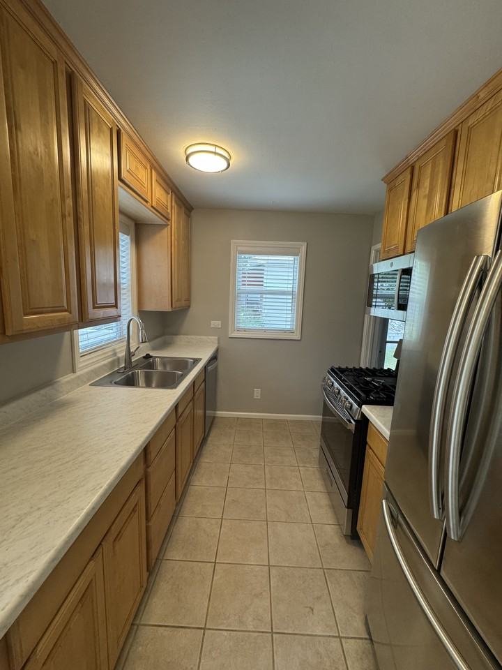 3336 S Marion St #NA - Photo 4 of 8
