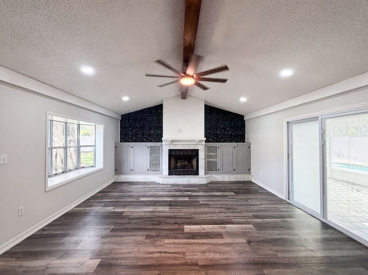 1824 Lori Ln W #NA - Photo 2 of 12