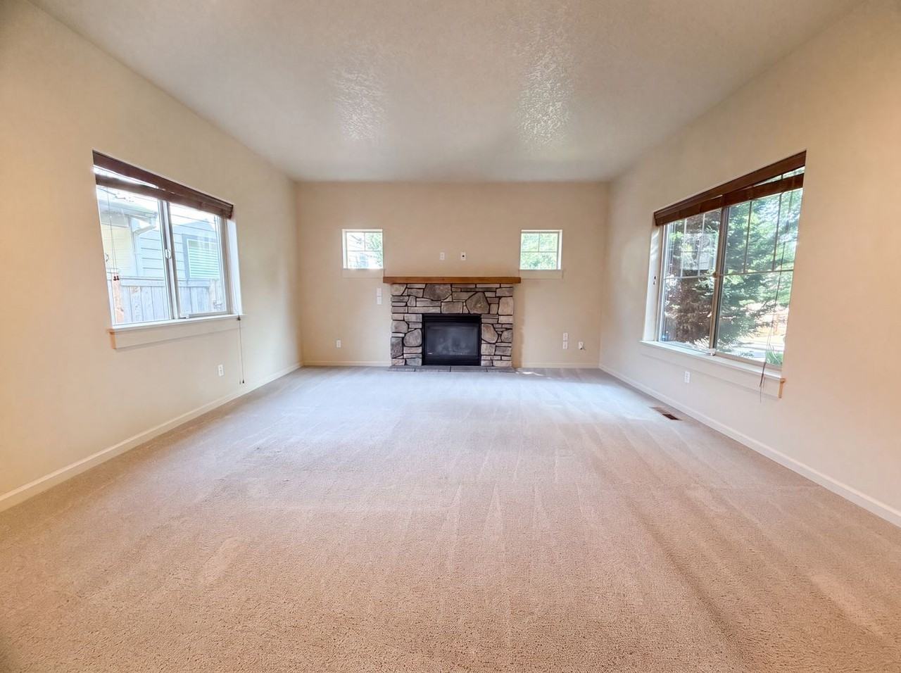 2818 Se Condor Ave #NA - Photo 2 of 14