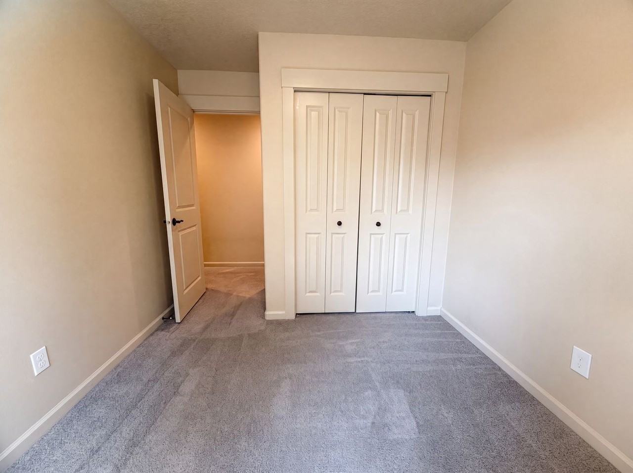 2818 Se Condor Ave #NA - Photo 5 of 14